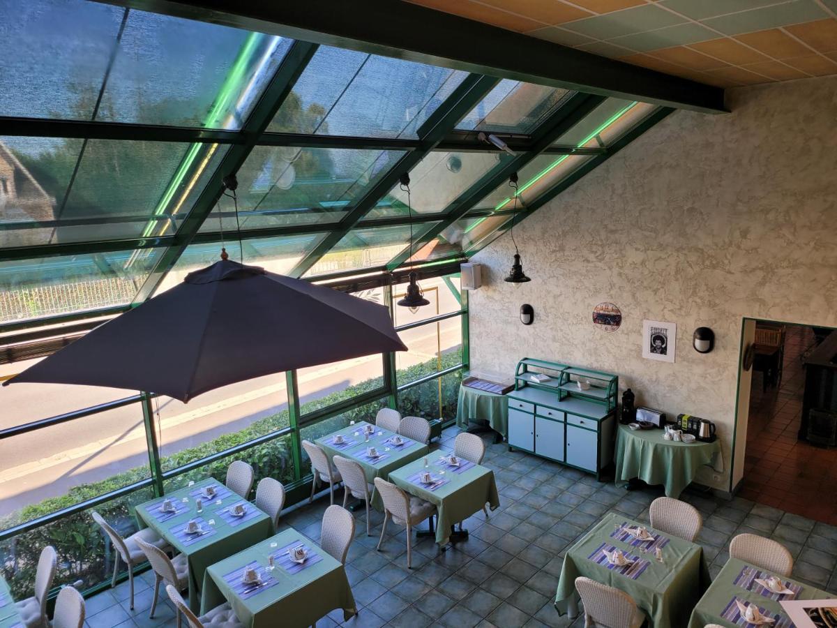 L'Auberge De L'Olive Dompierre-sur-Besbre Luaran gambar