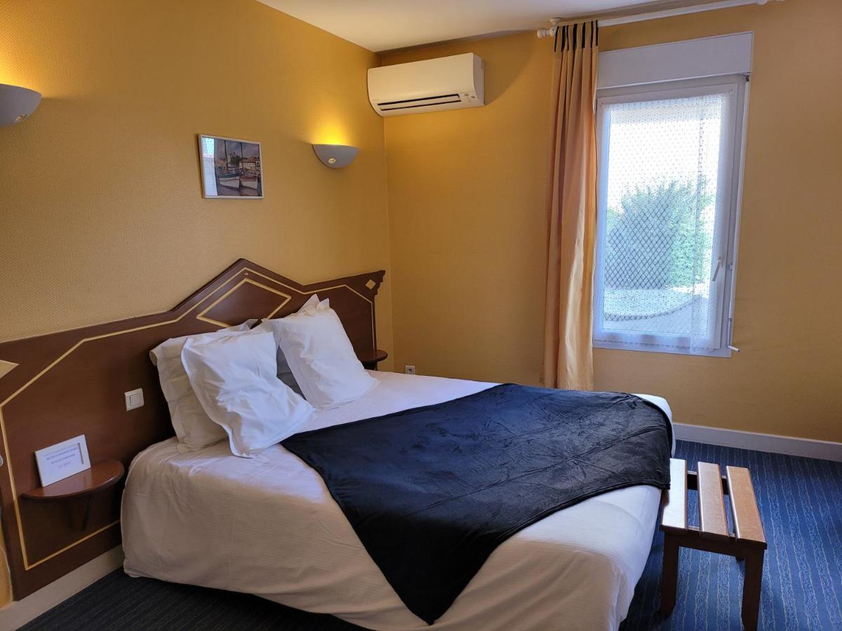 L'Auberge De L'Olive Dompierre-sur-Besbre Luaran gambar