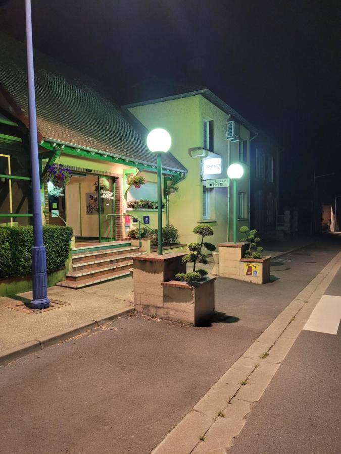 L'Auberge De L'Olive Dompierre-sur-Besbre Luaran gambar
