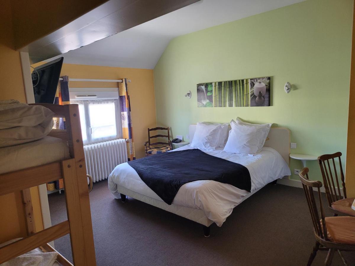 L'Auberge De L'Olive Dompierre-sur-Besbre Luaran gambar